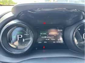 Toyota Yaris (2021) thumbnail 14