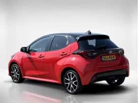 Toyota Yaris (2021) thumbnail 3