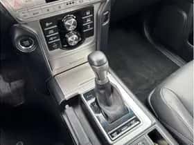 Toyota Land Cruiser (2019) thumbnail 15