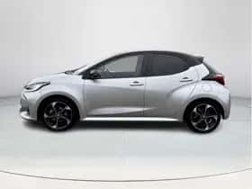 Toyota Yaris (2025) thumbnail 2