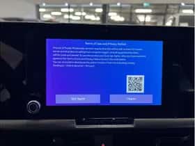 Toyota C-HR (2025) thumbnail 17