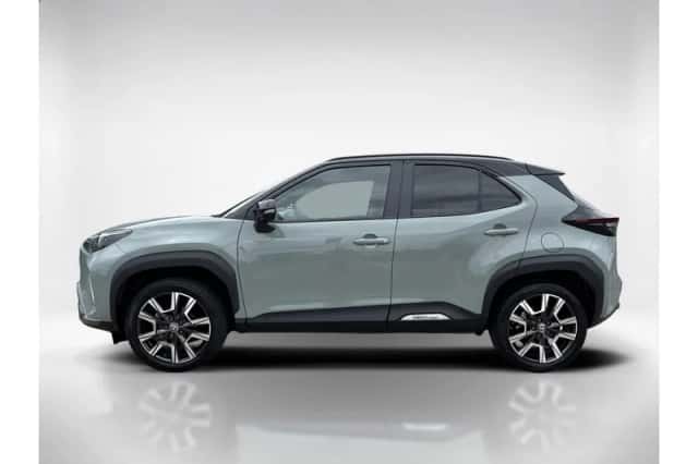 Toyota Yaris Cross (2025) thumbnail 2