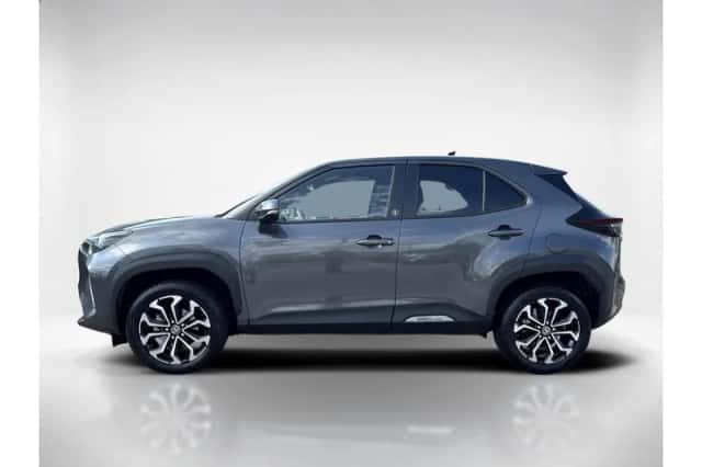 Toyota Yaris Cross (2022) thumbnail 2
