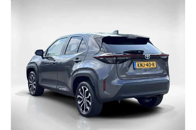 Toyota Yaris Cross (2022) thumbnail 3
