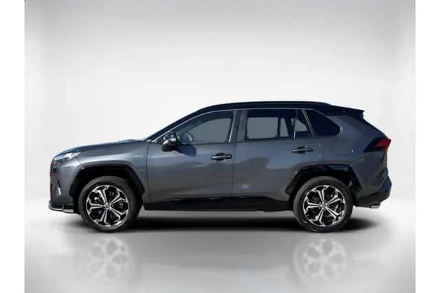 Toyota RAV4 (2024) thumbnail 2