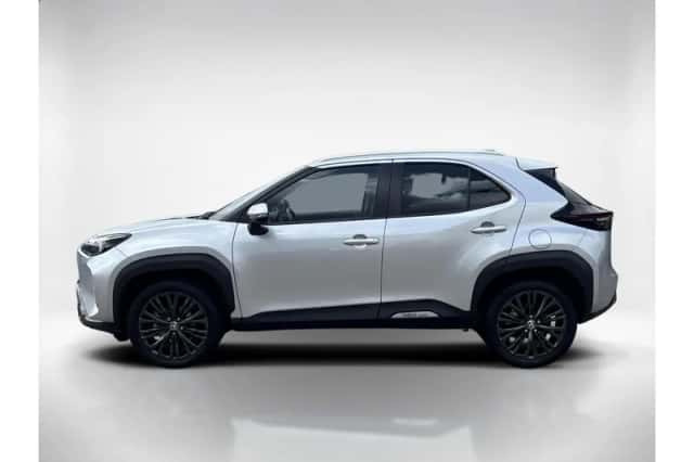 Toyota Yaris Cross (2022) thumbnail 2