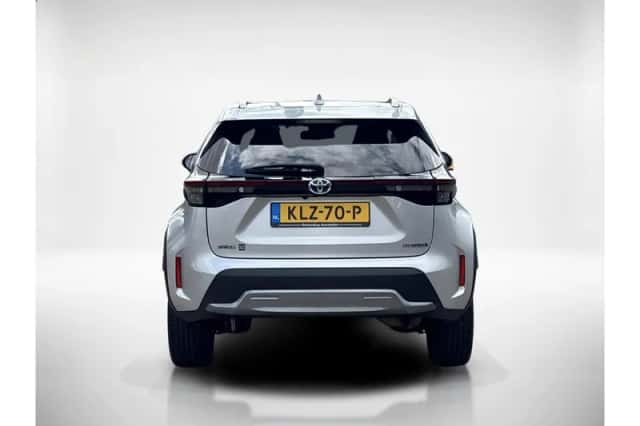 Toyota Yaris Cross (2022) thumbnail 4