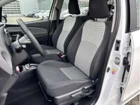 Toyota Yaris (2018) thumbnail 11