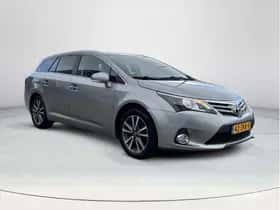 Toyota Avensis (2013) thumbnail 7