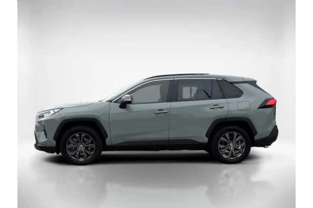 Toyota RAV4 (2023) thumbnail 2