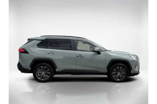 Toyota RAV4 (2023) thumbnail 6