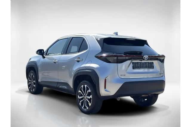 Toyota Yaris Cross (2022) thumbnail 3