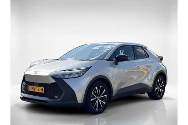 Toyota C-HR (2025) thumbnail 1