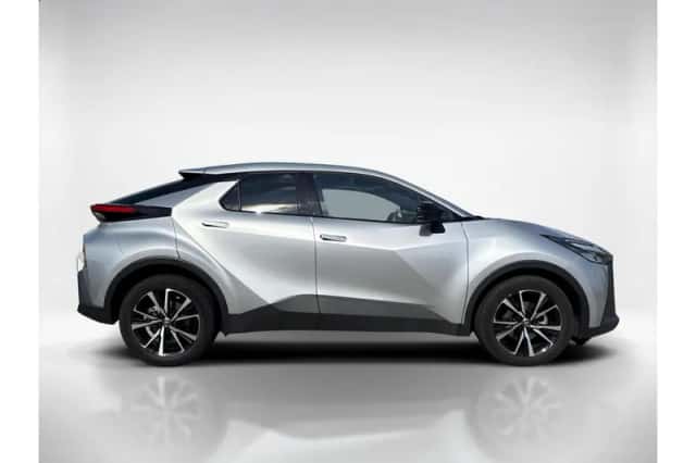 Toyota C-HR (2025) thumbnail 6