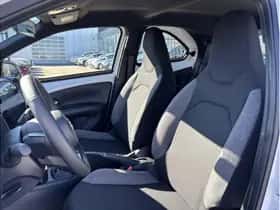 Toyota Aygo X (2025) thumbnail 11