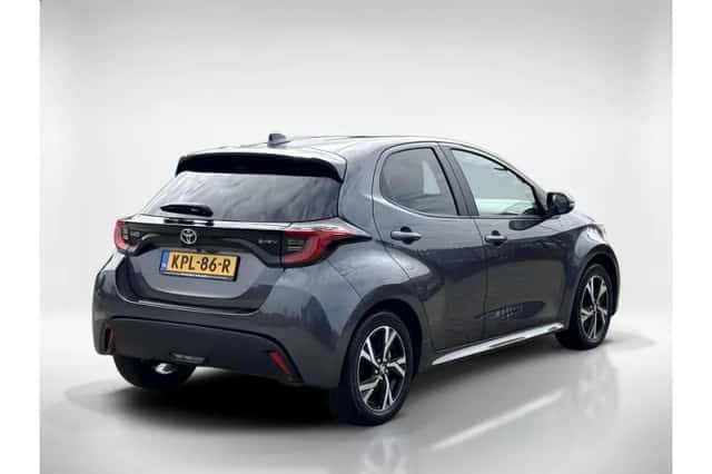 Toyota Yaris (2025) thumbnail 5