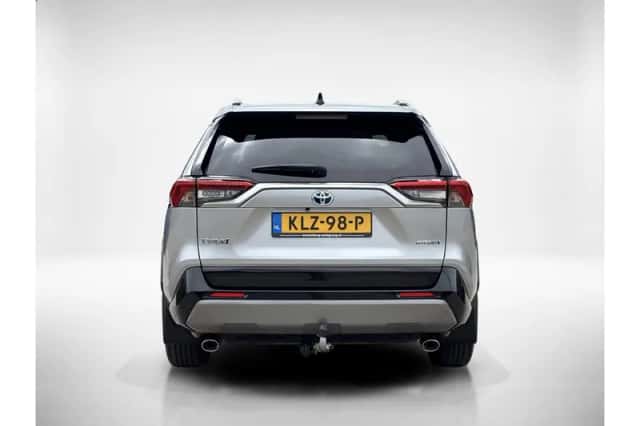 Toyota RAV4 (2022) thumbnail 4