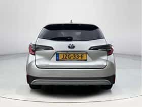 Toyota Corolla (2021) thumbnail 4