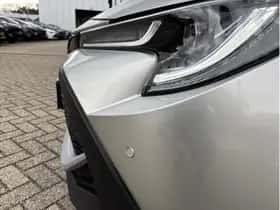 Toyota Corolla (2021) thumbnail 9