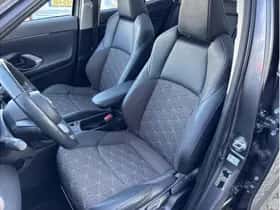 Toyota Yaris Cross (2023) thumbnail 11