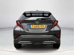 Toyota C-HR (2022) thumbnail 23