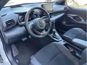 Toyota Yaris (2025) thumbnail 10
