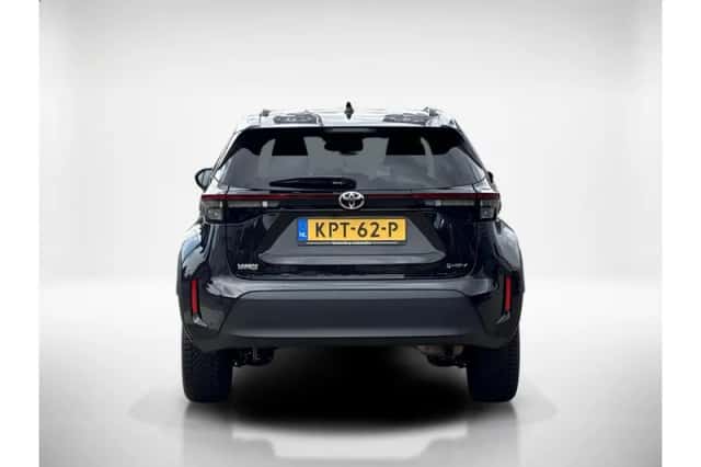 Toyota Yaris Cross (2025) thumbnail 4