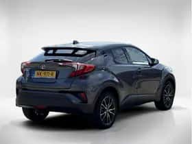Toyota C-HR (2017) thumbnail 5