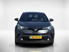 Toyota C-HR (2017) thumbnail 8