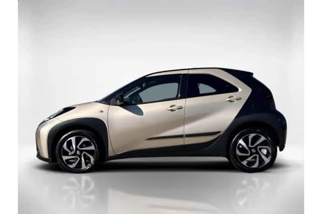 Toyota Aygo X (2024) thumbnail 2