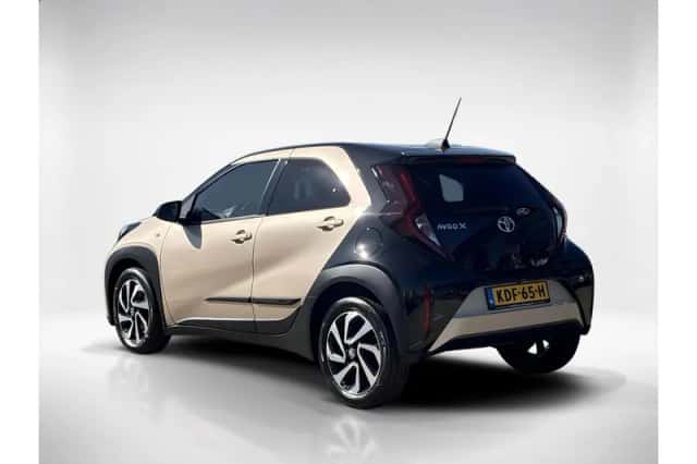 Toyota Aygo X (2024) thumbnail 3