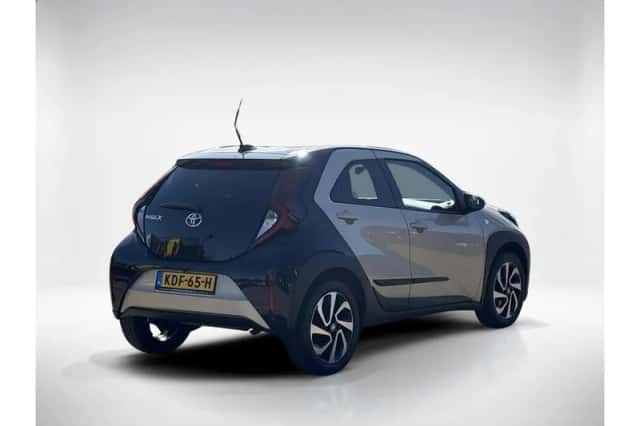Toyota Aygo X (2024) thumbnail 5