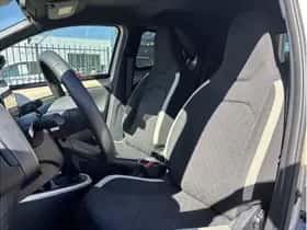 Toyota Aygo X (2024) thumbnail 10