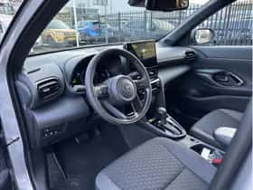 Toyota Yaris Cross (2026) thumbnail 9
