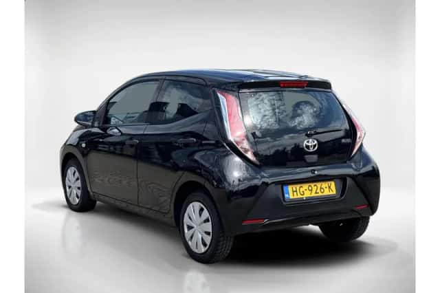 Toyota Aygo (2015) thumbnail 4