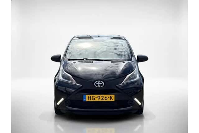 Toyota Aygo (2015) thumbnail 5