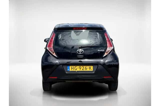 Toyota Aygo (2015) thumbnail 6
