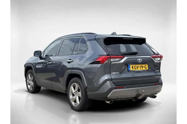 Toyota RAV4 (2019) thumbnail 3