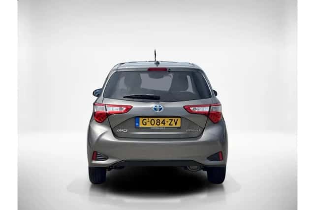 Toyota Yaris (2019) thumbnail 4