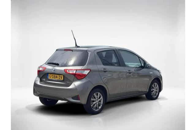 Toyota Yaris (2019) thumbnail 5