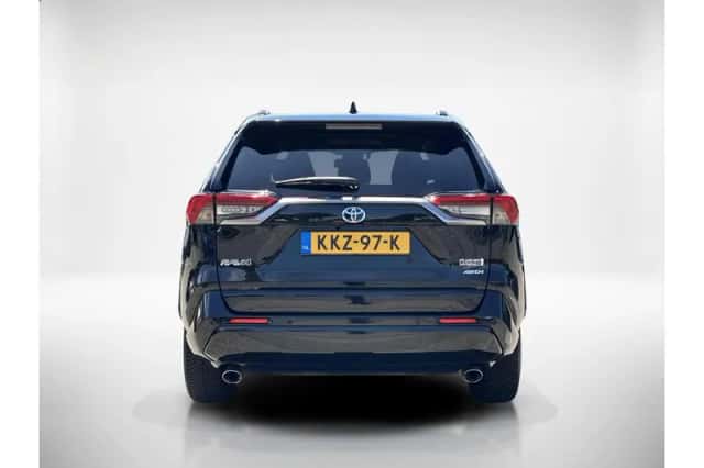 Toyota RAV4 (2023) thumbnail 4