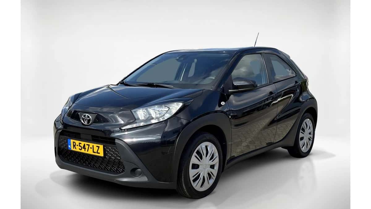 Toyota Aygo X (2022) — foto 1