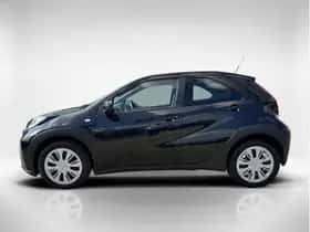 Toyota Aygo X (2022) thumbnail 2