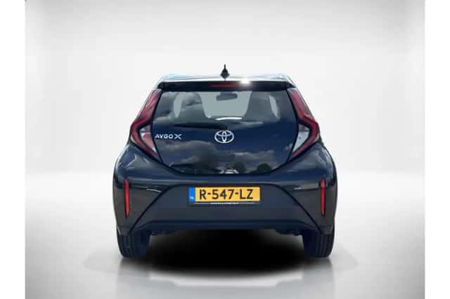 Toyota Aygo X (2022) thumbnail 4