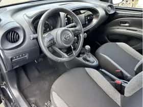 Toyota Aygo X (2022) thumbnail 10