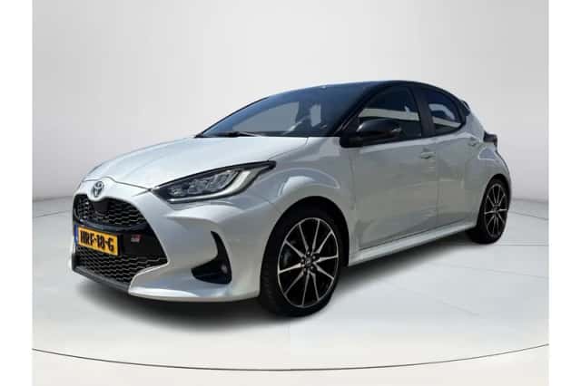 Toyota Yaris (2024) thumbnail 1