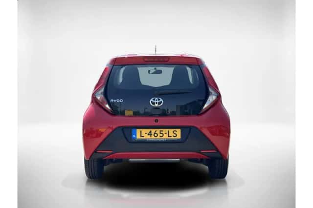 Toyota Aygo (2021) thumbnail 4