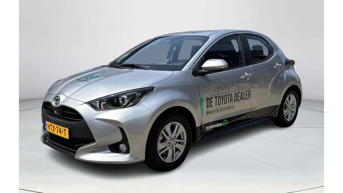 Toyota Yaris (2025) — foto 1
