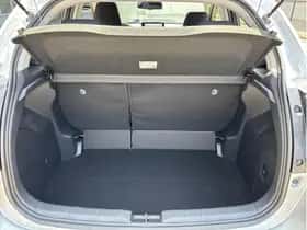 Toyota Yaris (2025) thumbnail 19