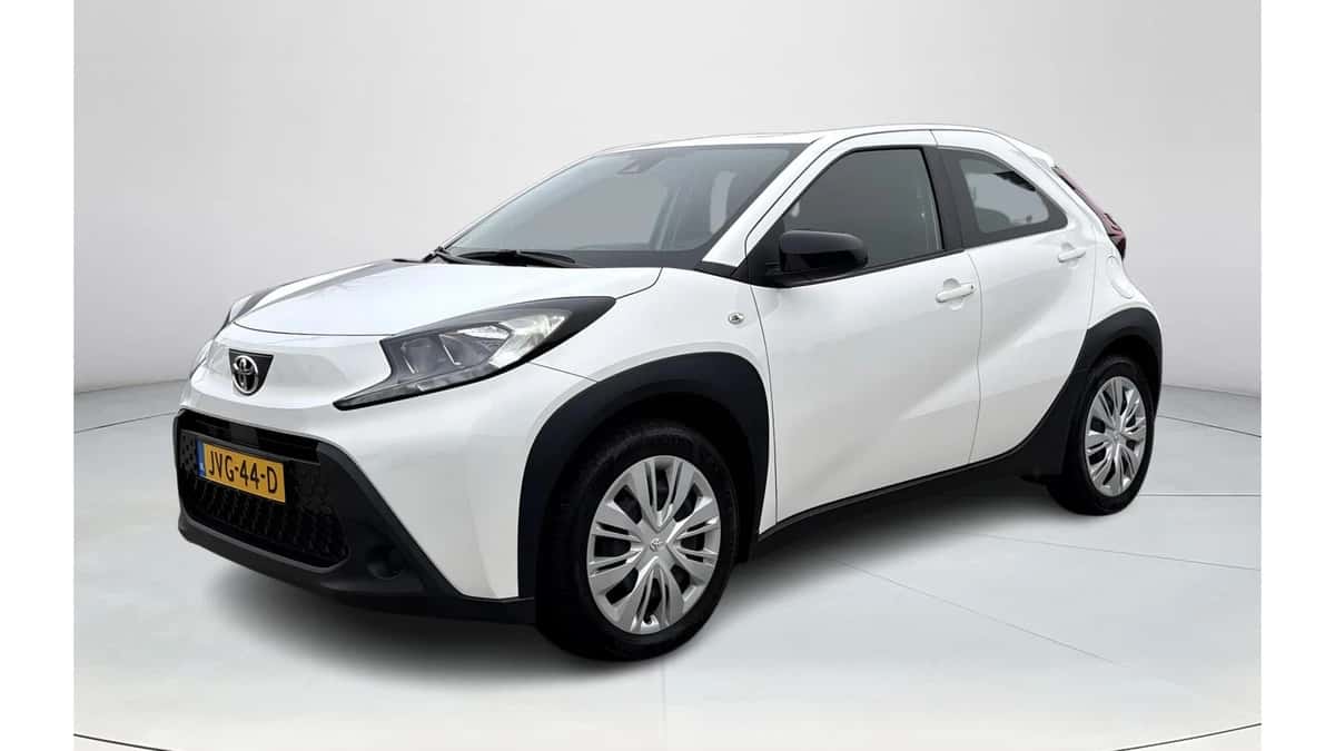 Toyota Aygo X (2022) — foto 1